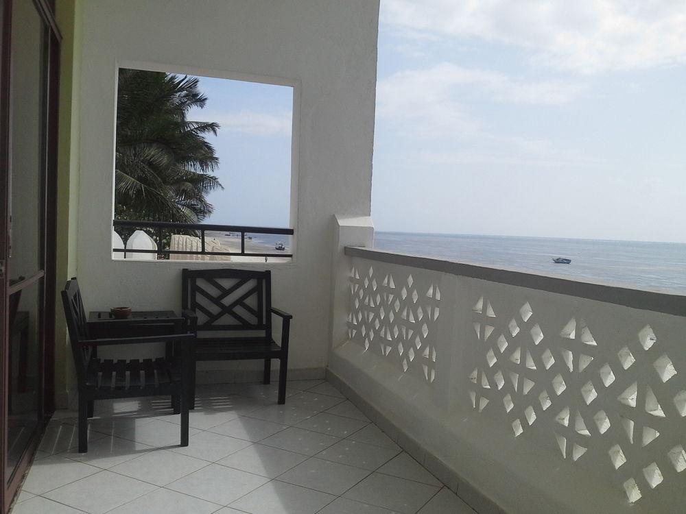 Bamburi Beach Hotel מראה חיצוני תמונה