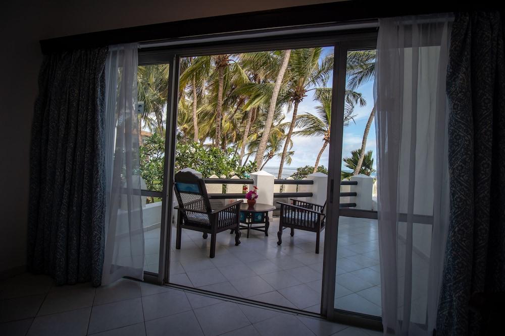 Bamburi Beach Hotel מראה חיצוני תמונה