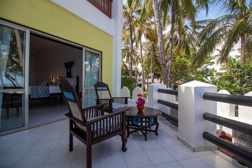 Bamburi Beach Hotel מראה חיצוני תמונה