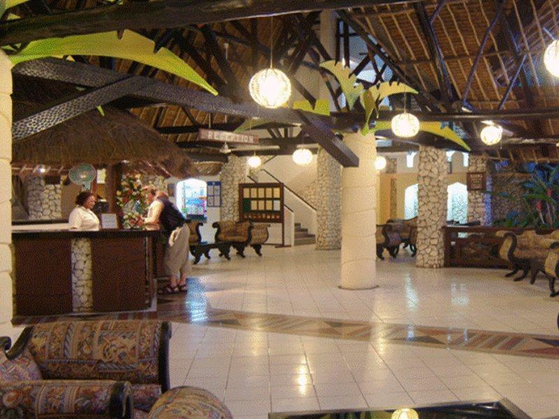 Bamburi Beach Hotel מראה חיצוני תמונה